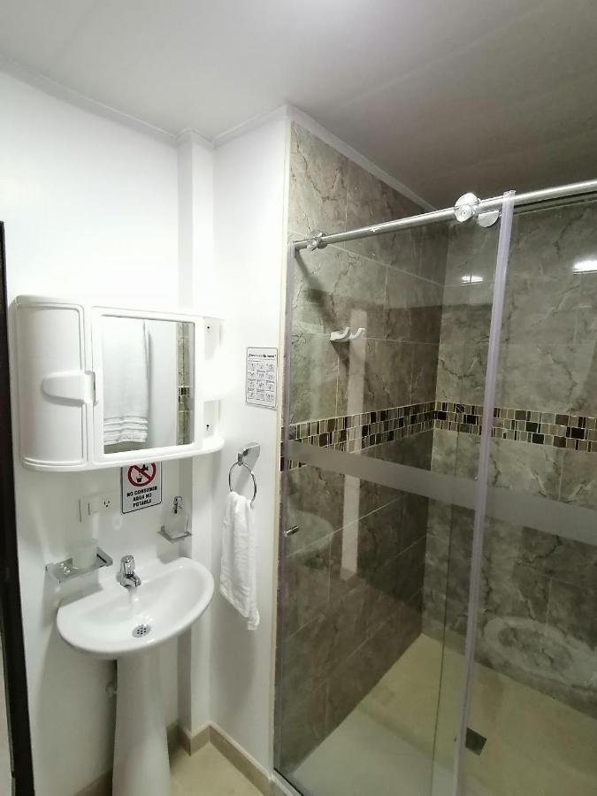Hostal Raatid Manchy San Andres  Ngoại thất bức ảnh